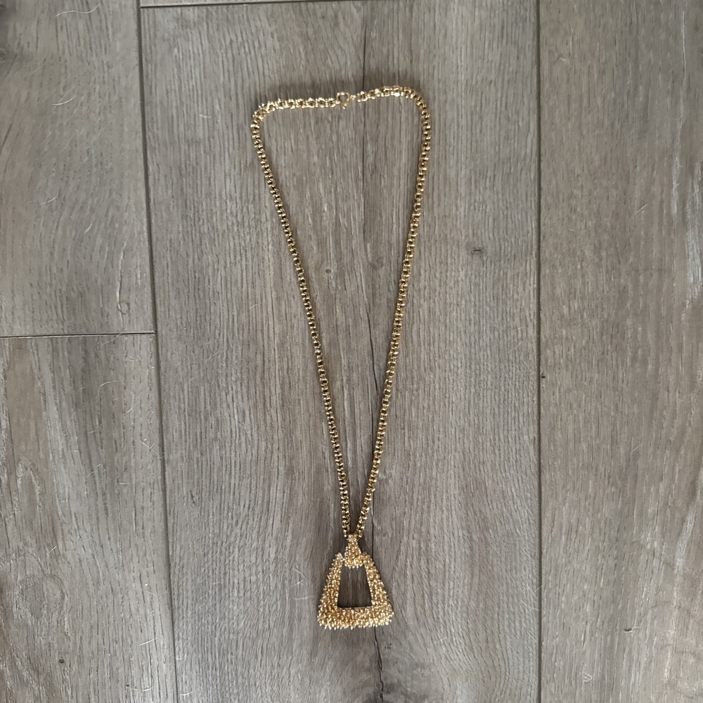 Vintage Sarah Coventry Goldtone Pendant Necklace Signed